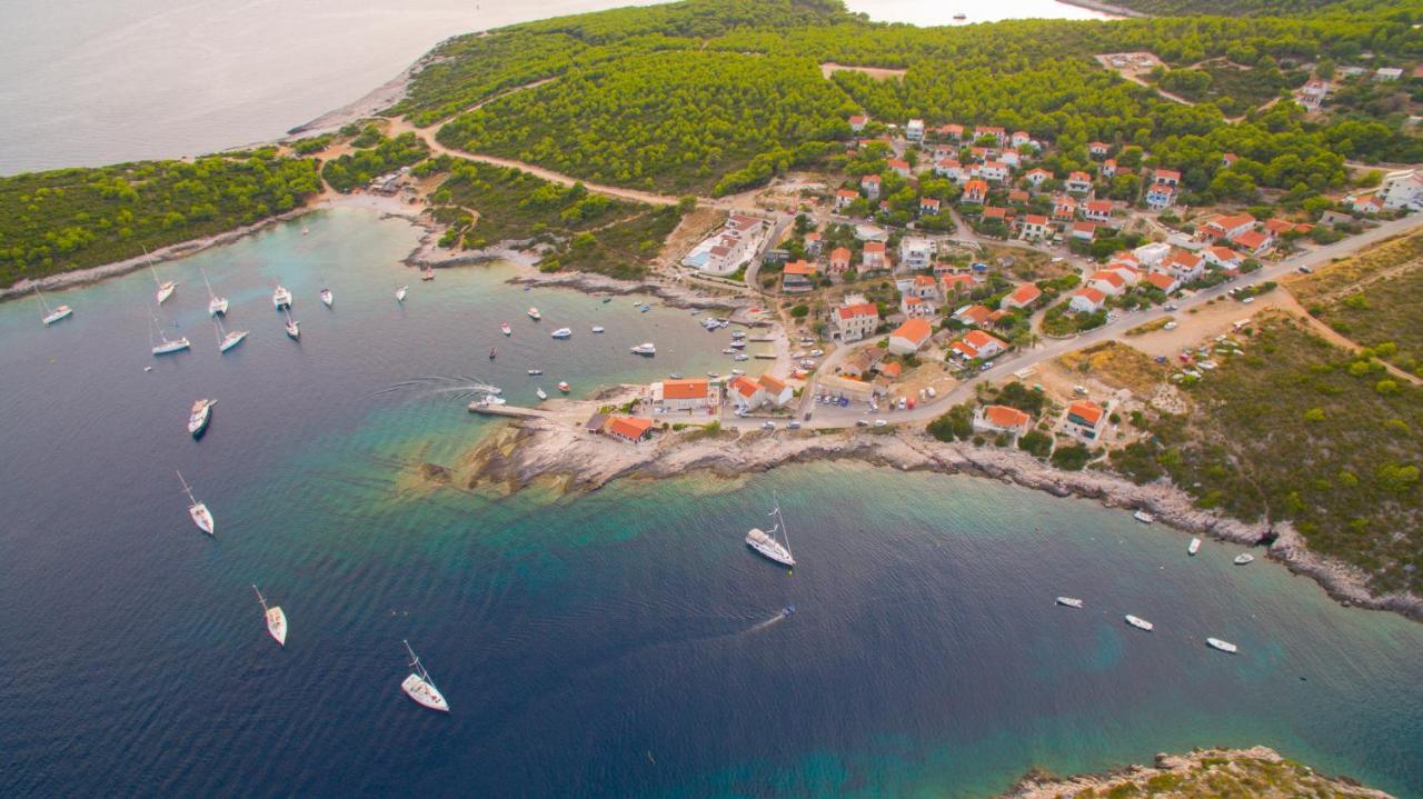 The Sea House Apartments Віс Екстер'єр фото